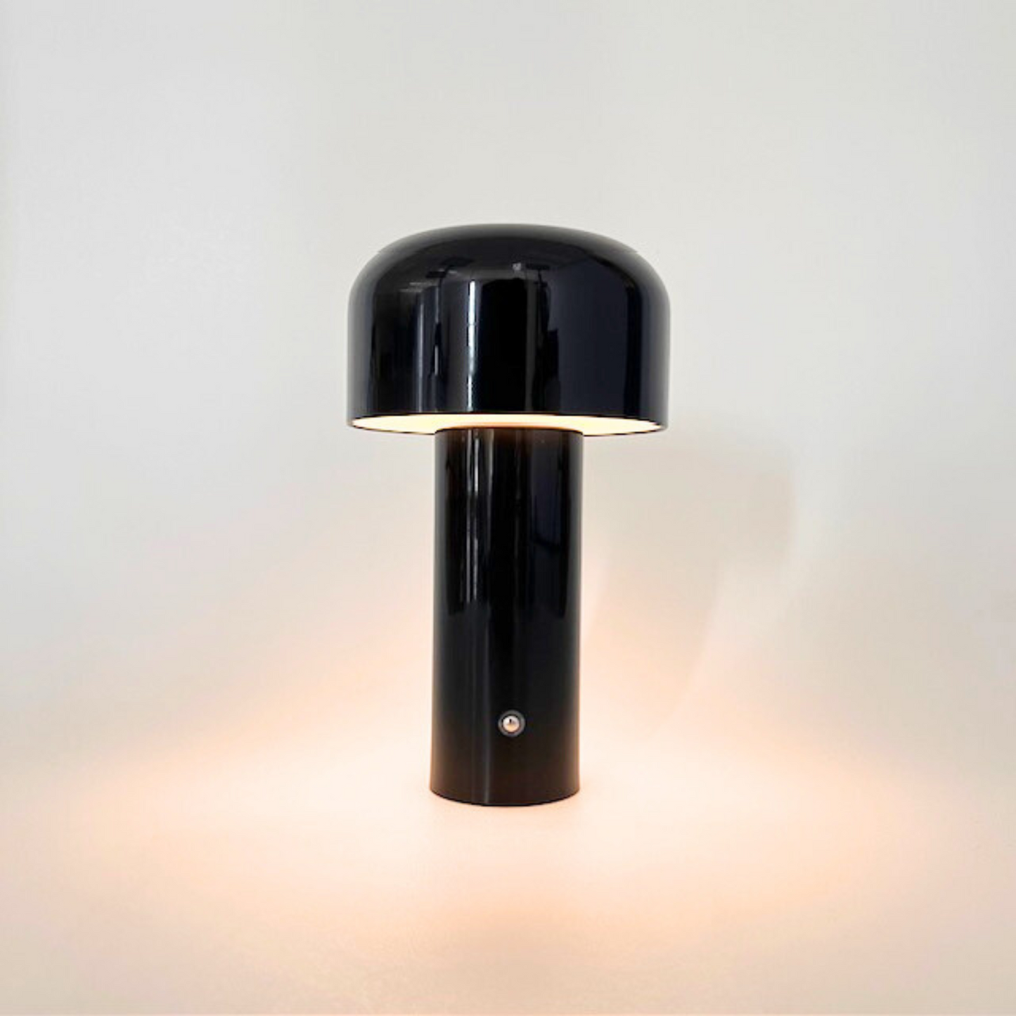 Silhouette Rechargeable Lamp // Black - Disselt Designs