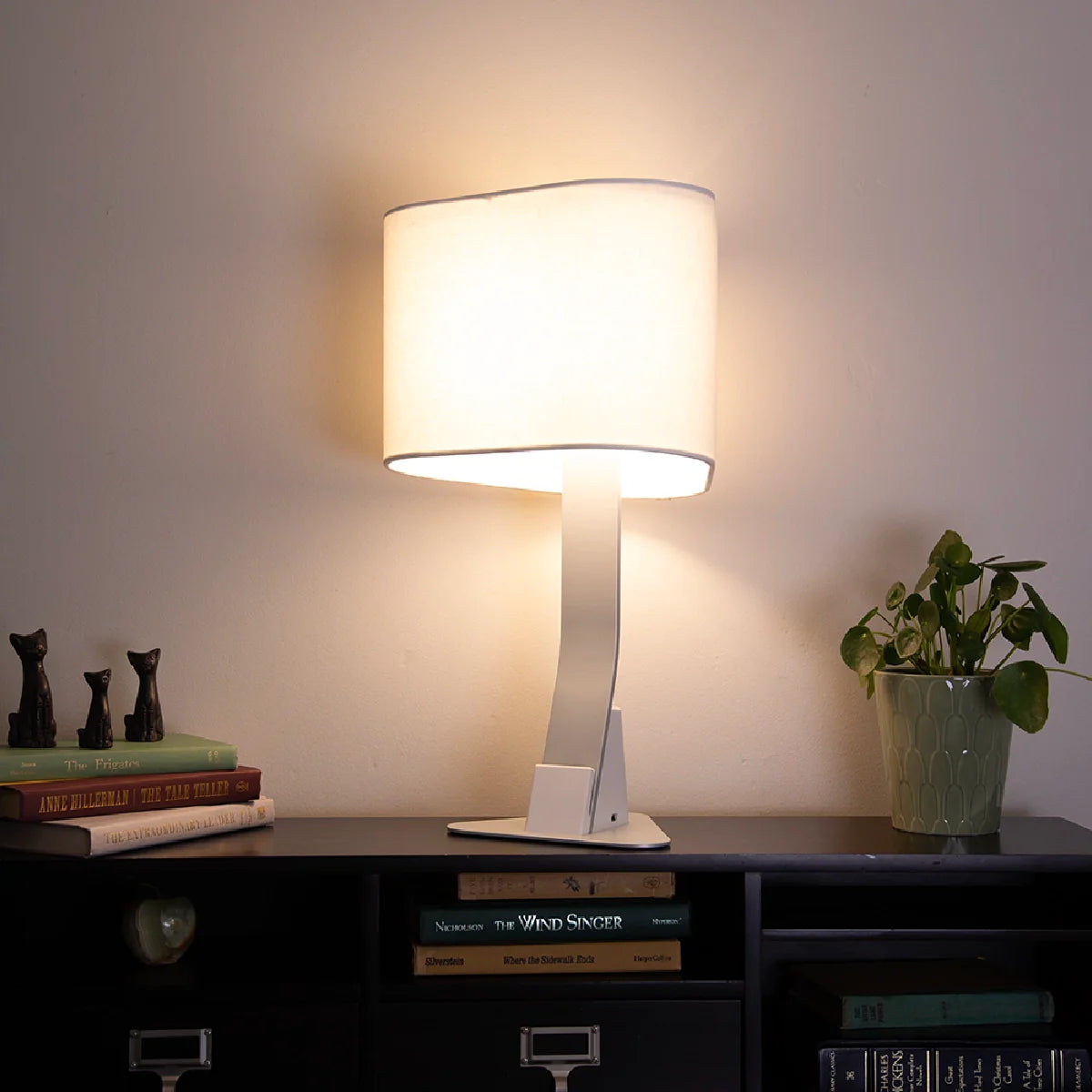 Brooklyn USB LED Desk Light - Disselt Designs