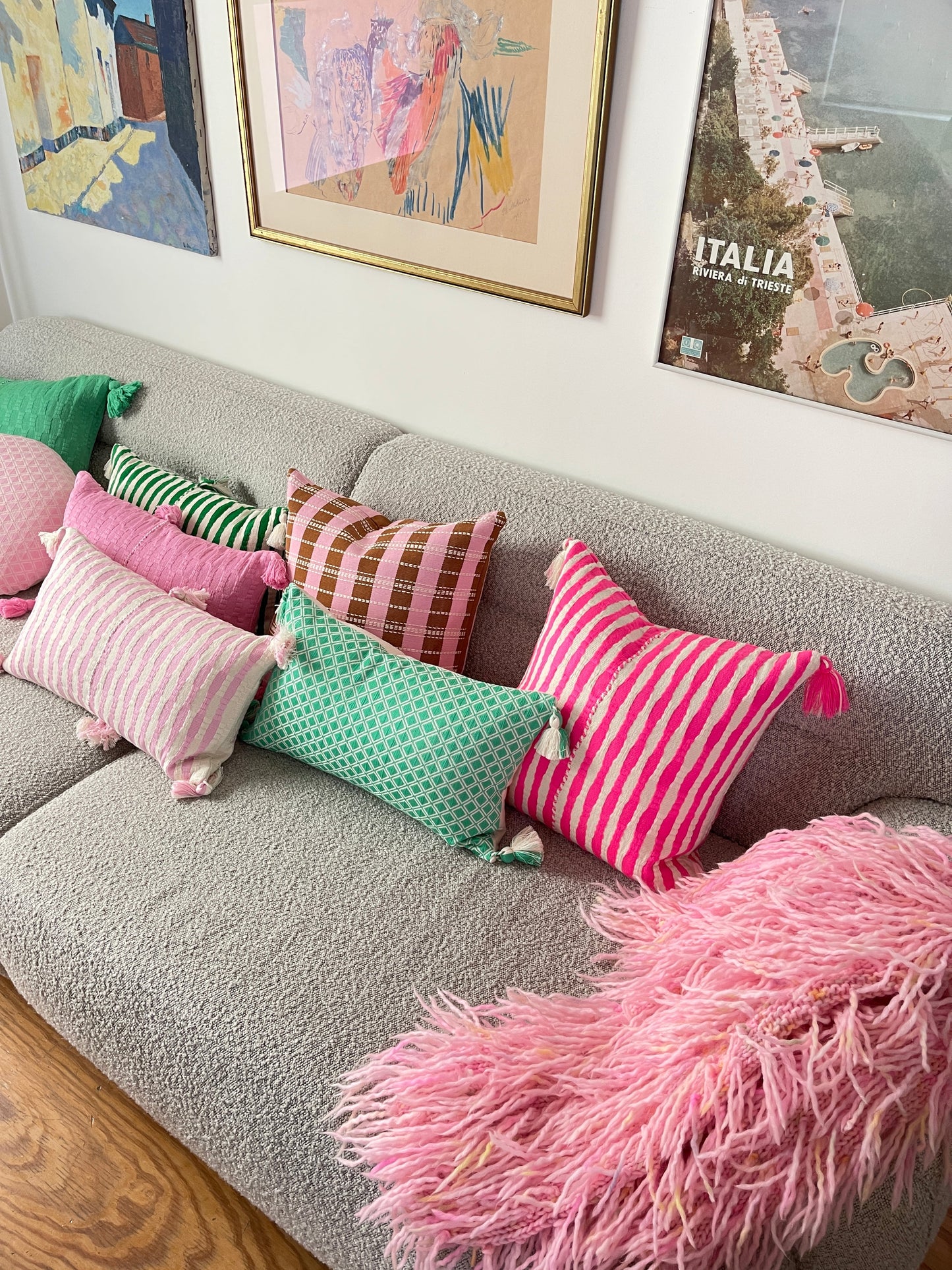 Antigua Pillow - Neon Pink