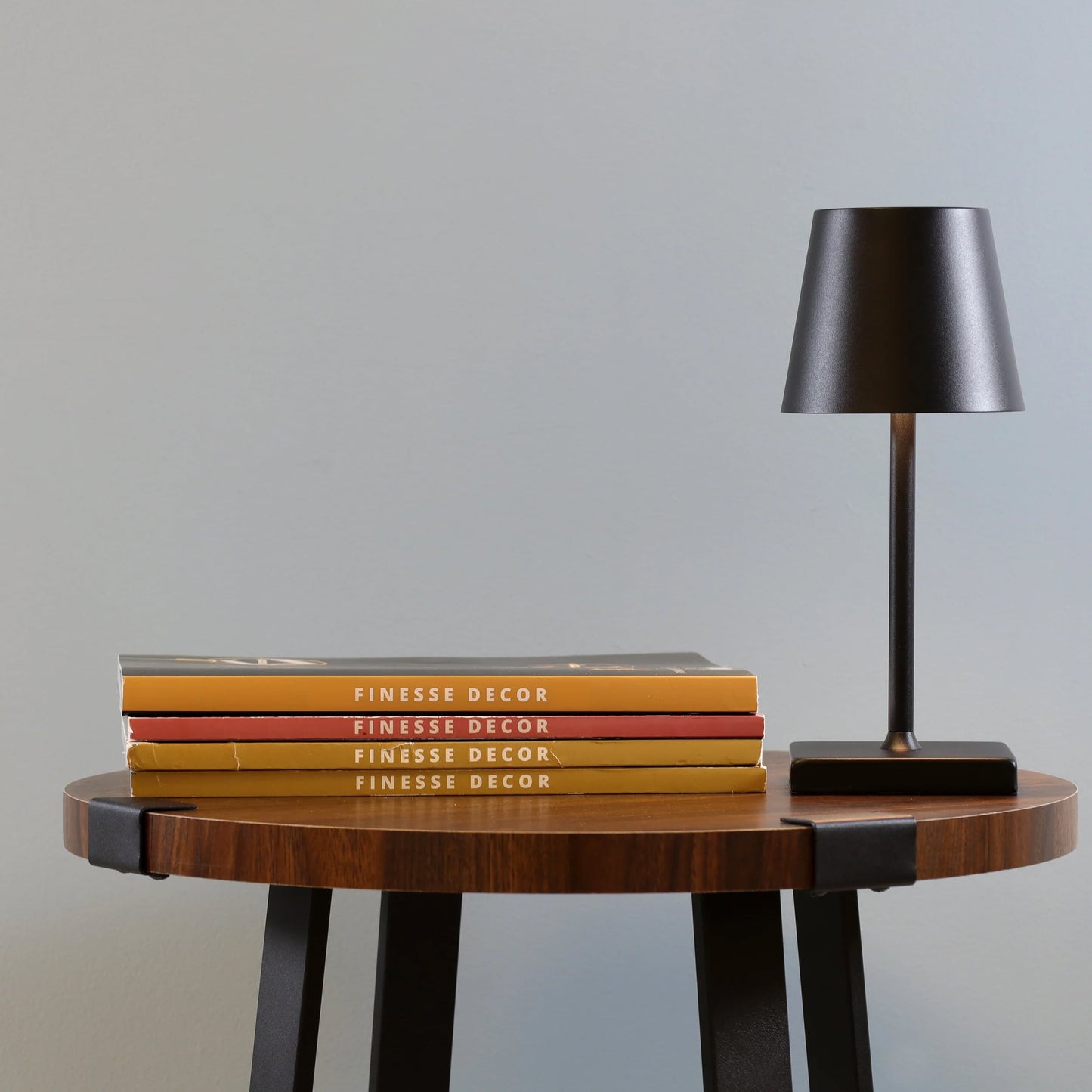 Beam Column Rechargeable Table Lamp // Black - Disselt Designs