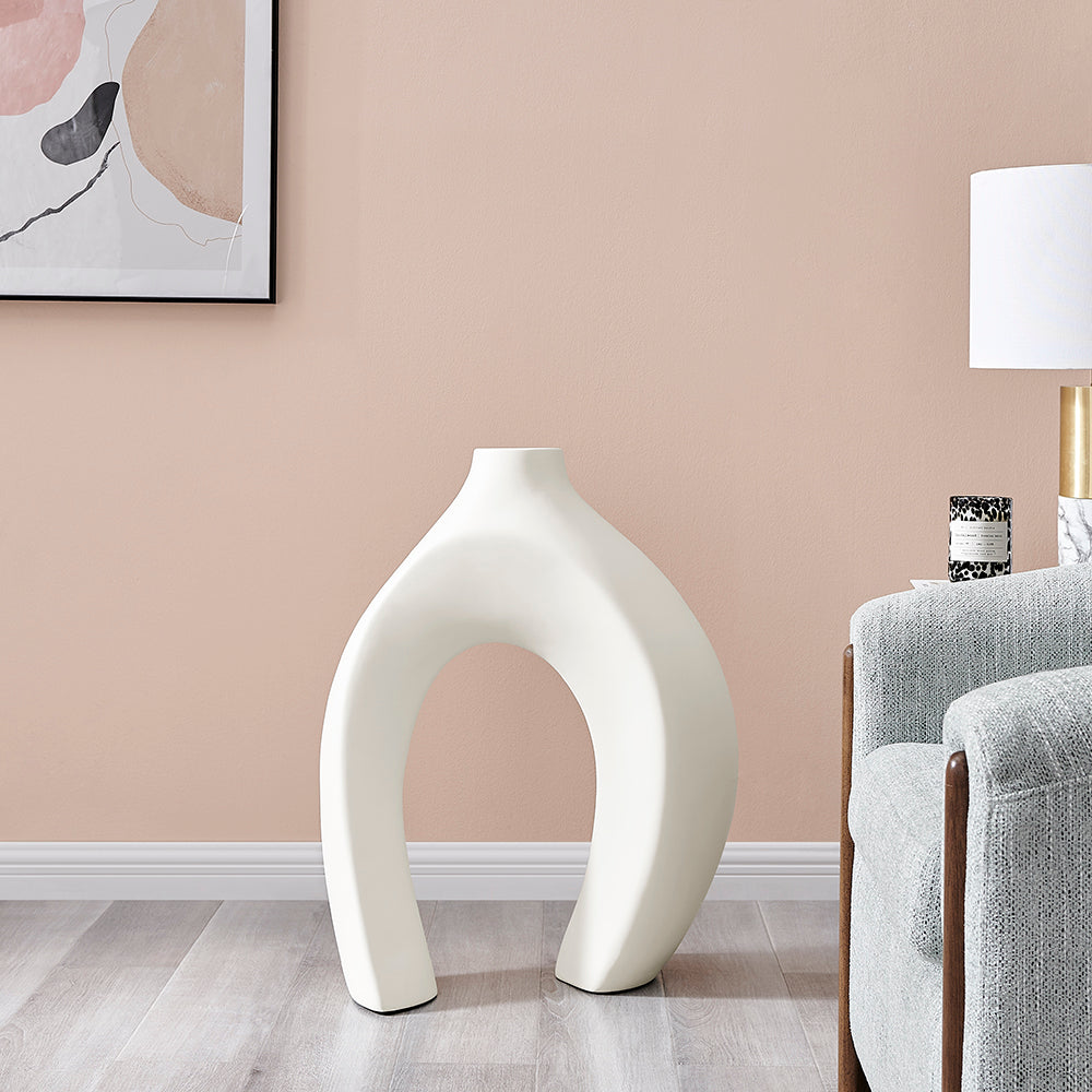 Simi Vase Small // White - Disselt Designs