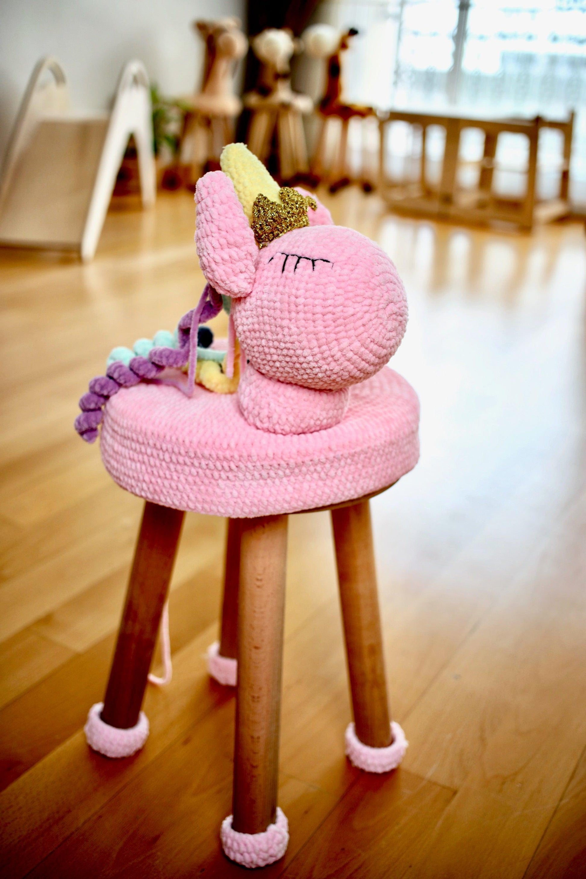 KIDS UNICORN | Unicorn Rug And Stool Set - Disselt Designs