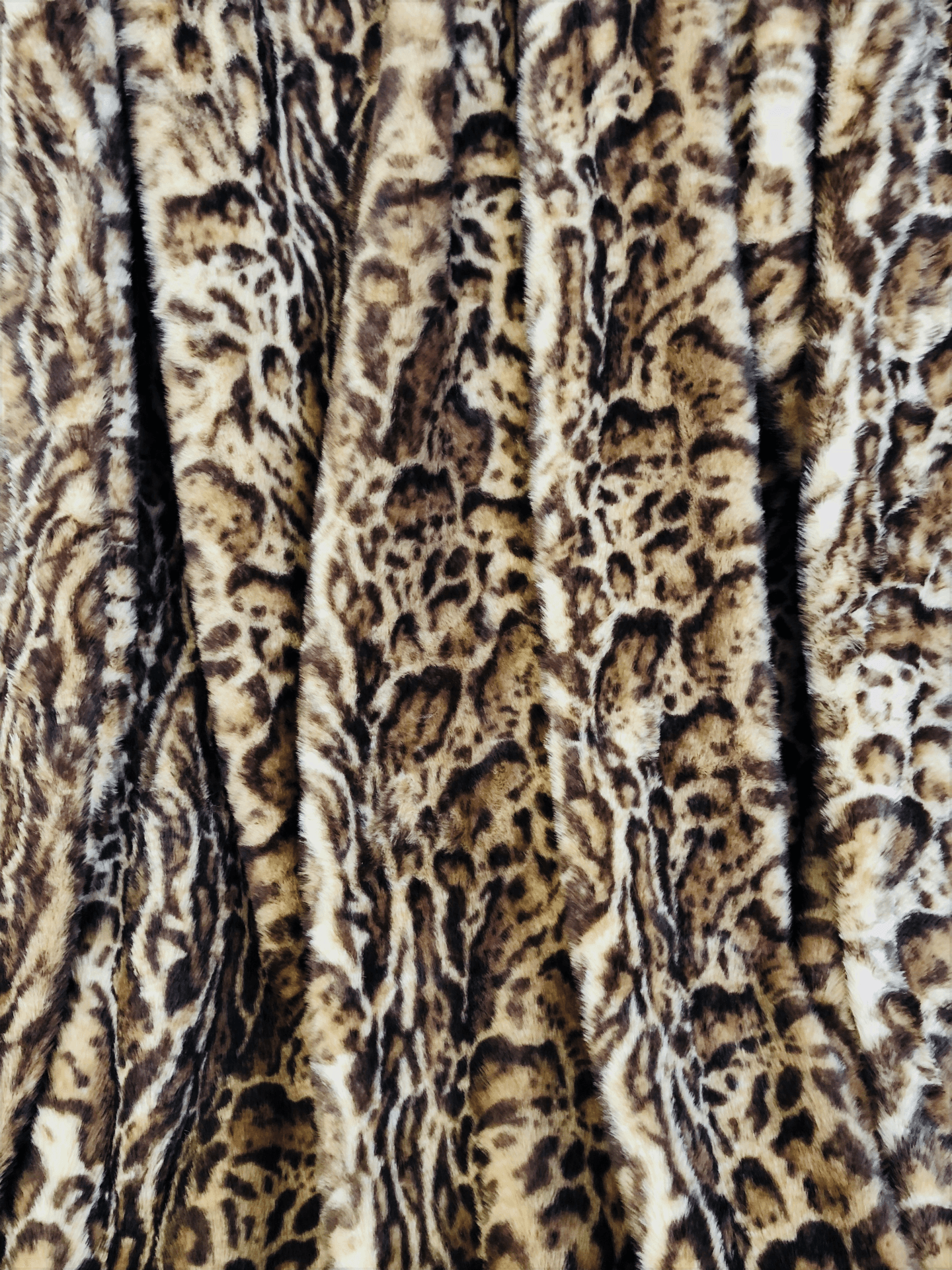 JUNGLE CAT | Animal Print Faux Fur Luxury Throw / Blanket - Disselt Designs