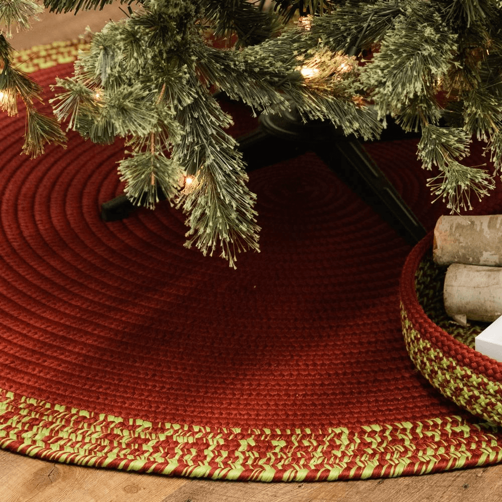 Under Tree Reversible Round Red Rug - Green Border 65” x 65” - Disselt Designs