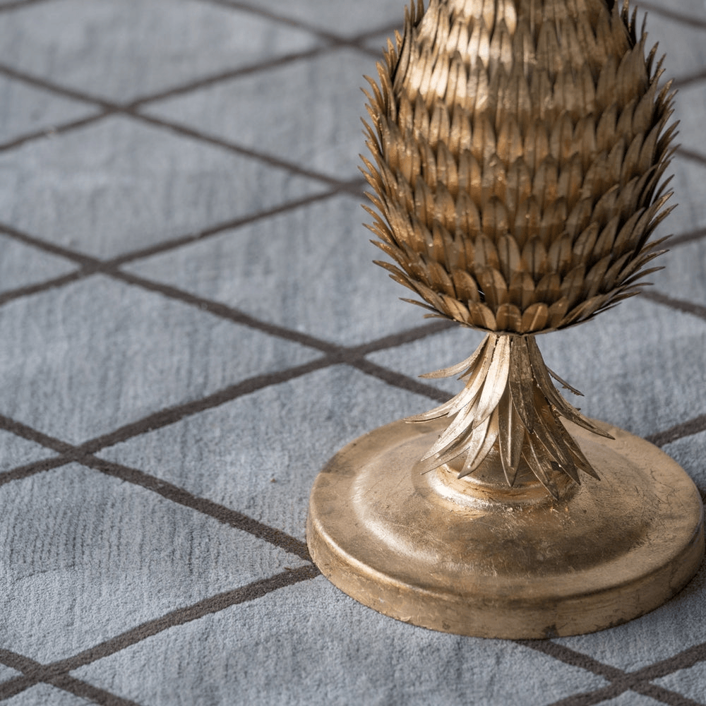 PINEAPPLE | Gold Accent Table 20.5x20.5x26.8" - Disselt Designs