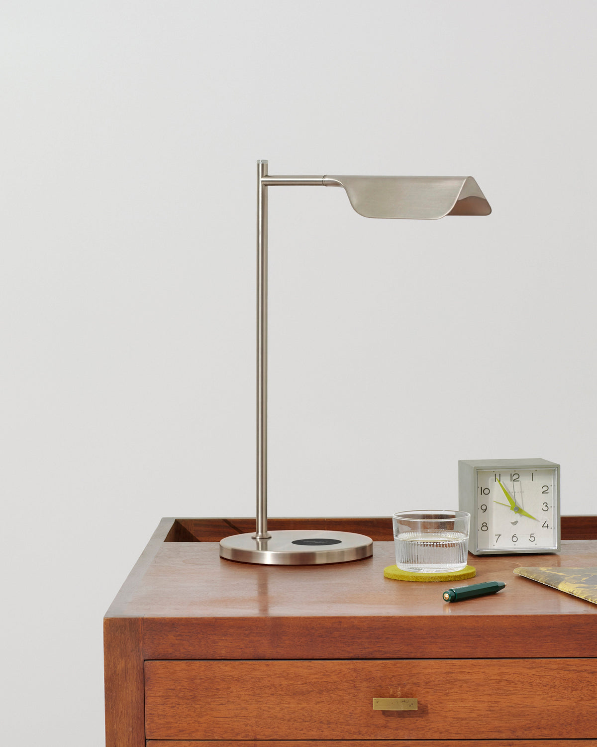 Leaf Table Lamp