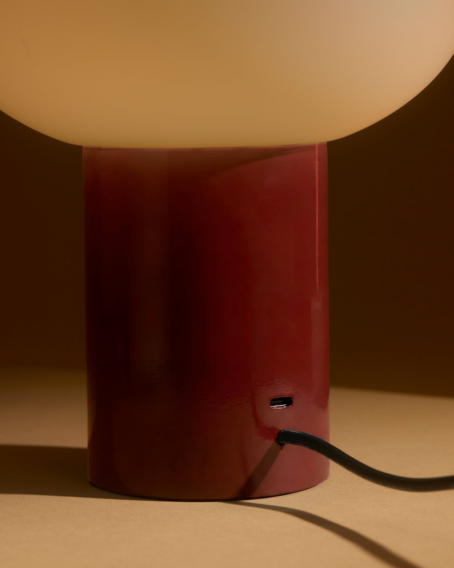 Ivy Table Lamp