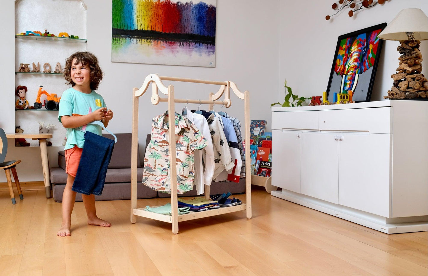 KIDS CLOSET | Montessori Wooden Kids Clothing Rack - Disselt Designs