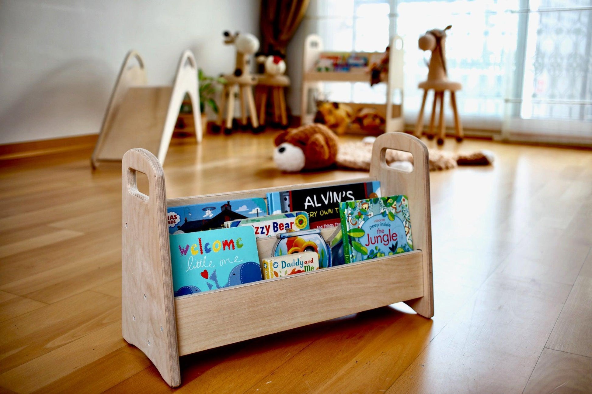 KIDS BOOKIT SMALL | Small Wooden Bookshelf - Disselt Designs