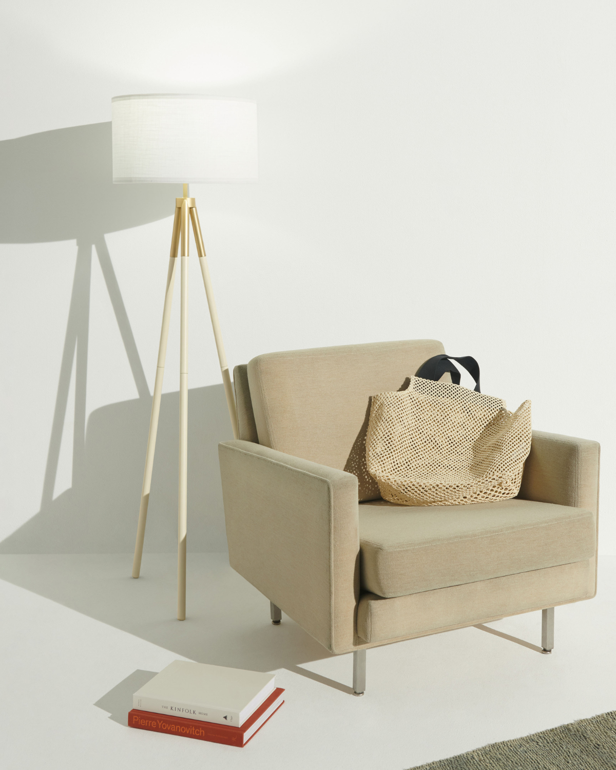 Levi Floor Lamp