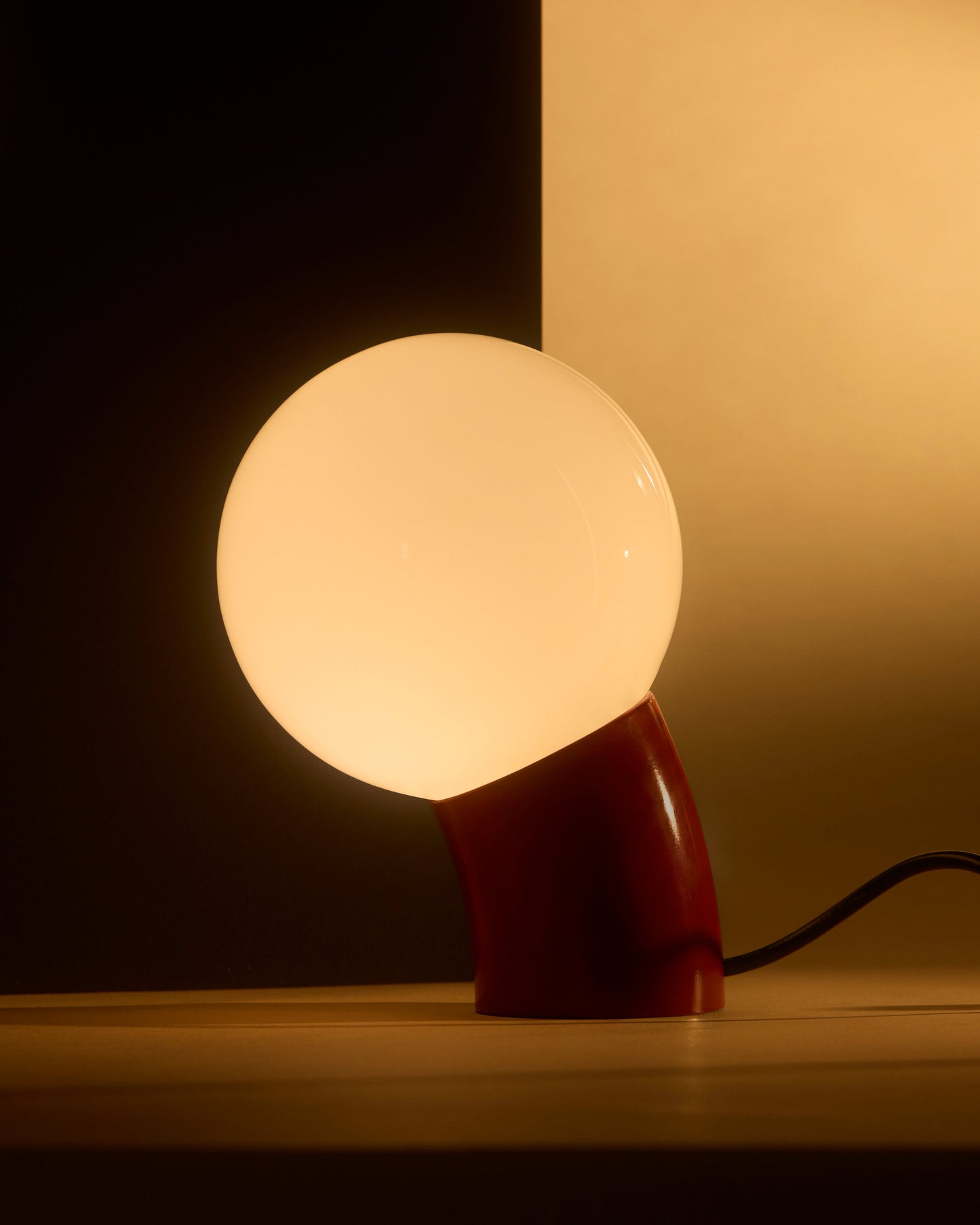 Vino Table Lamp