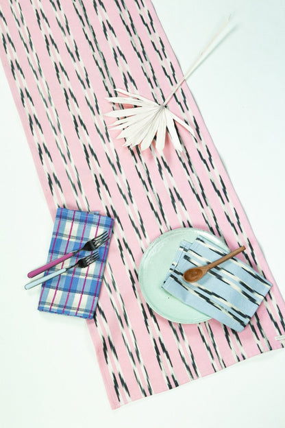 Xela Light Pink Jaspe Table Runner