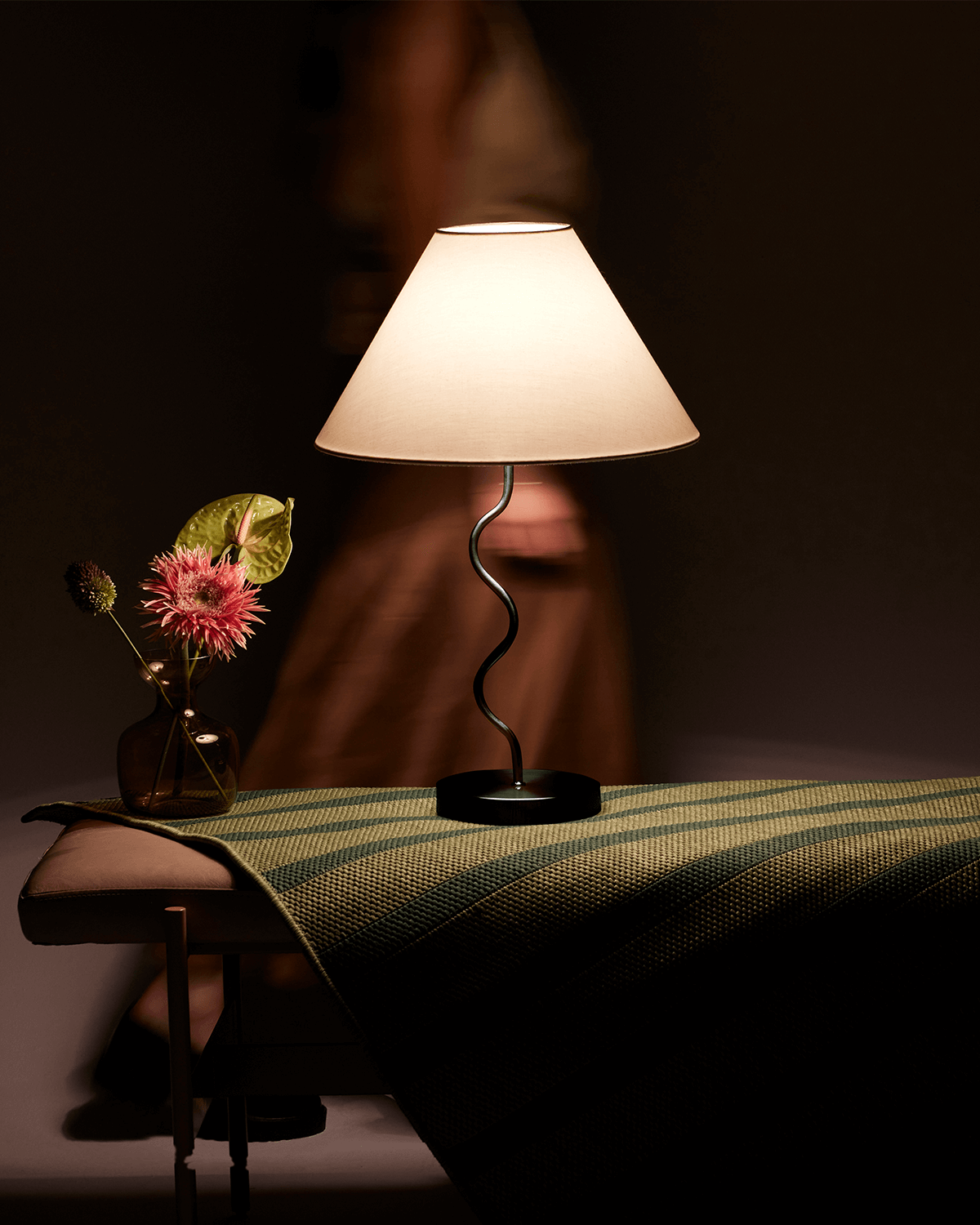 Squiggle Table Lamp