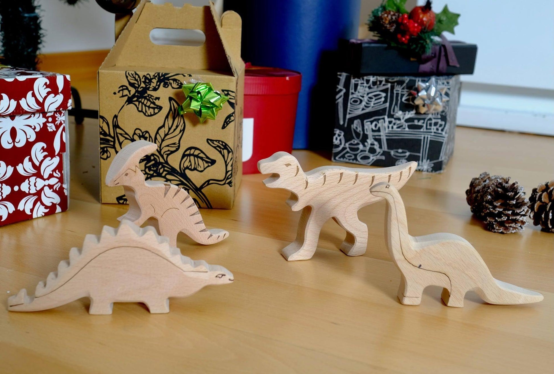 KIDS DINO | Wooden Dinosaur Set - Disselt Designs